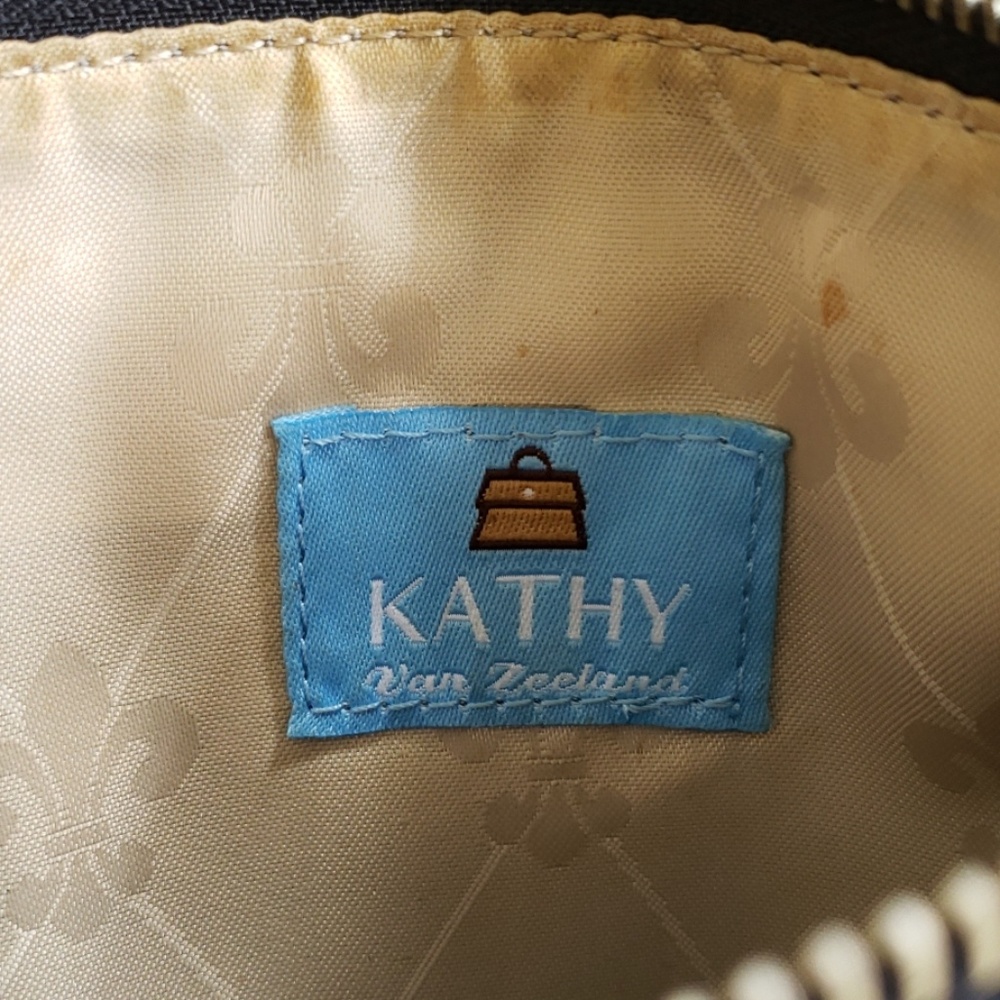 Small Purse - image 6